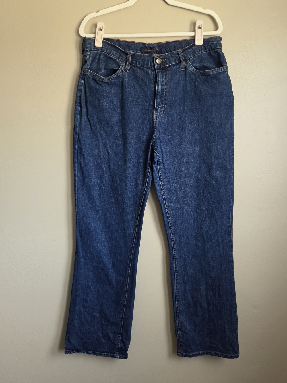 00s BillBlass Women's Dark Blue Straight-Leg Jeans